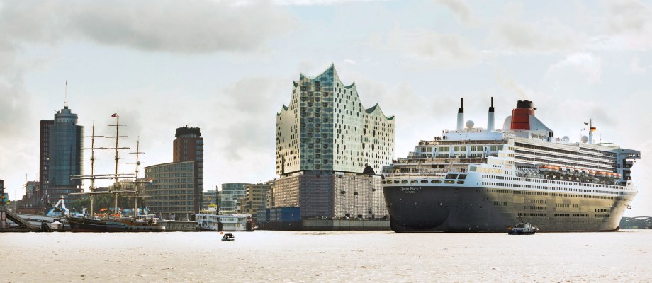 Elbphilharmonie und Queen Mary 2